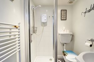 Garden Room - Shower Room- click for photo gallery
